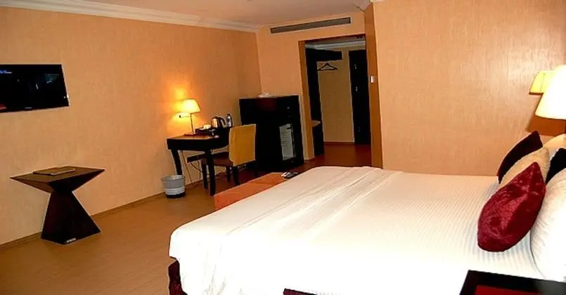 Platinum Suite