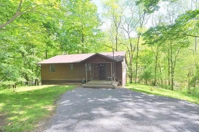 Ev, Birden Çok Yatak (Chesnutt Cabin on the Cacapon River)
