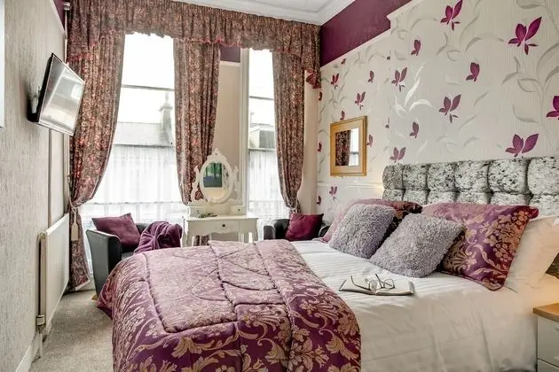 Deluxe Tek Büyük Yataklı Oda (Superior Kingsize)