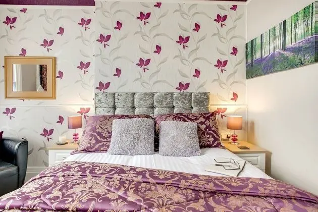 Deluxe Tek Büyük Yataklı Oda (Superior Kingsize)
