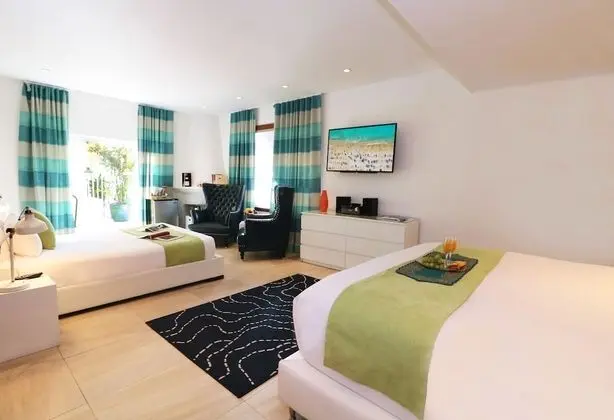 Family Stüdyo Süit (400 sq ft)