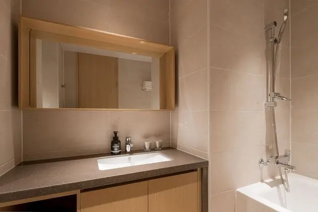 Superior Tek Büyük Yataklı Oda (2 Room)