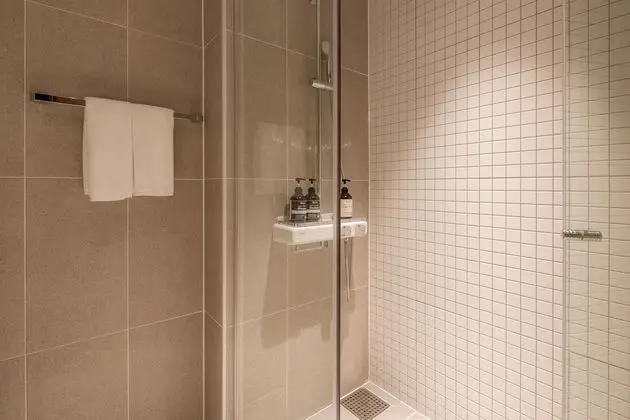 Superior Tek Büyük Yataklı Oda (2 Room)