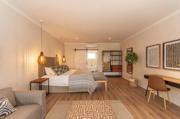 Luxury Tek Büyük Yataklı Oda