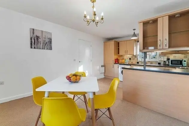 Dubleks, Banyolu/Duşlu (2 Bedroom Maisonette)