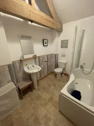 Kır Evi, 3 Yatak Odası (Barn End)
