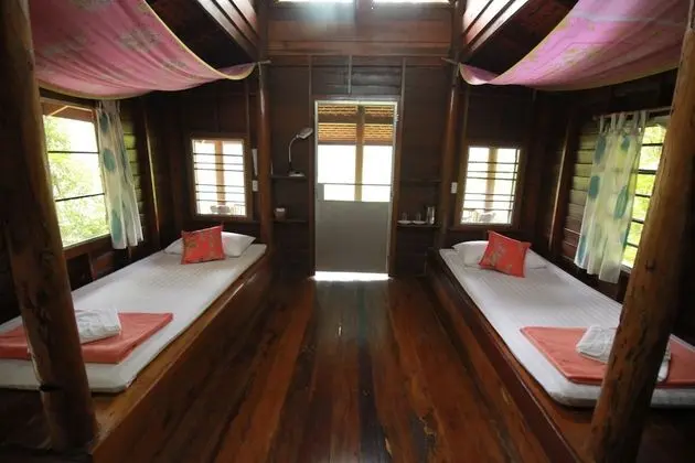 Twin Room Wooden Cottage