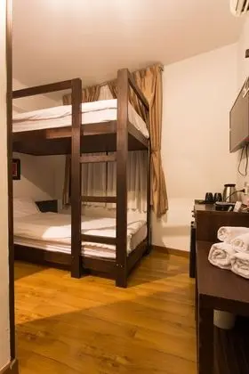 Standard Bunk Bed Room