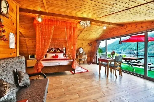 Oda (Cheongpoonggwan)