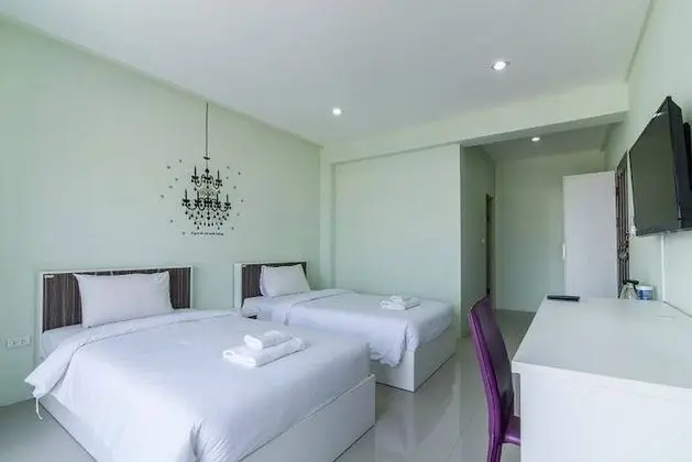Studio Twin Beds