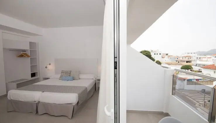 1 Çift Kişilik Veya 2 Tek Kişilik Yatak Superior