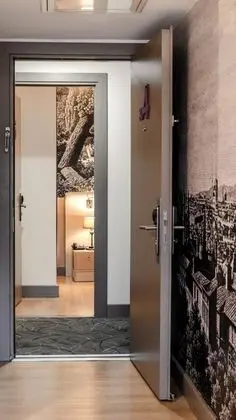 Standart Oda, Şehir Manzaralı