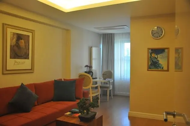 Family Oda, 1 Büyük (Queen) Boy Yatak ve Çekyat