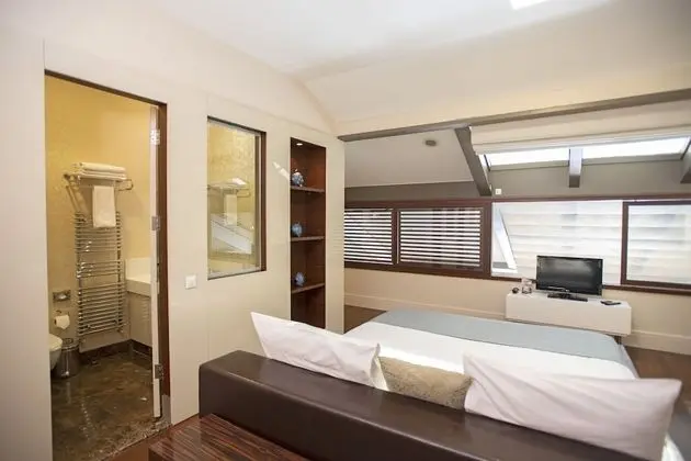 Penthouse Two Bedroom Apartment