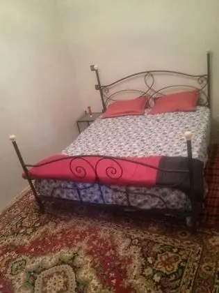 Tek Büyük Yataklı Oda, Sigara İçilmez, Ortak Banyo