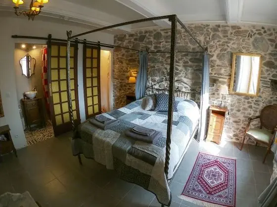 Tek Büyük Yataklı Oda (Syrah)