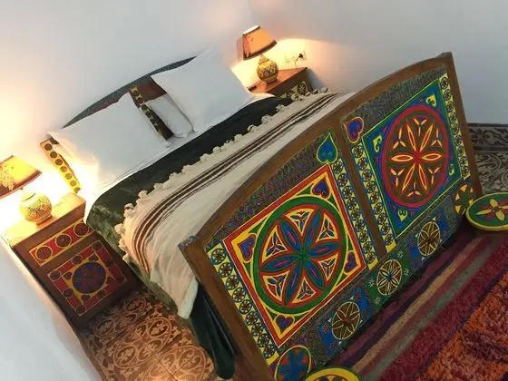 Tek Büyük Yataklı Oda, Ortak Banyo