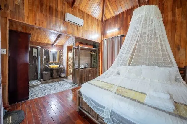 Deluxe Bungalov, 1 Büyük (Queen) Boy Yatak, Sigara İçilmez, Bahçe Manzaralı