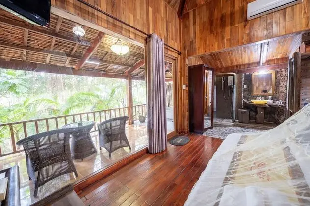 Deluxe Bungalov, 1 Büyük (Queen) Boy Yatak, Sigara İçilmez, Bahçe Manzaralı