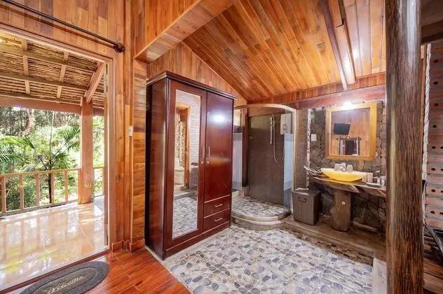 Deluxe Bungalov, 1 Büyük (Queen) Boy Yatak, Sigara İçilmez, Bahçe Manzaralı