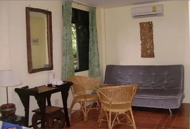 Bungalow Up Level