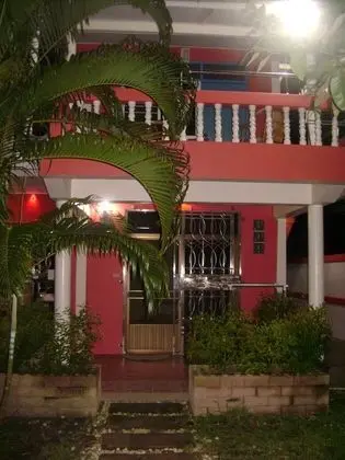 Studio Villa Up Level