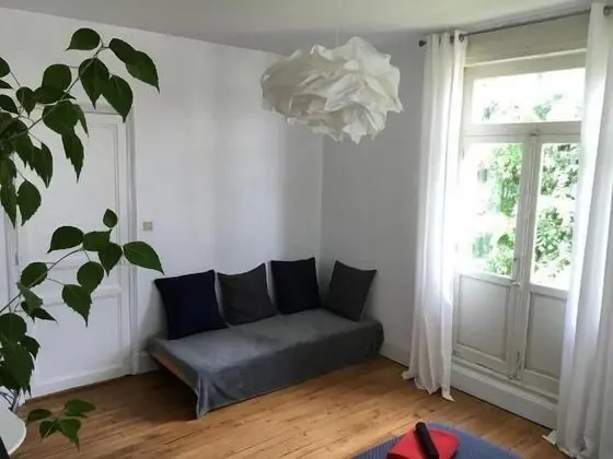 Comfort Tek Büyük veya İki Ayrı Yataklı Oda, Ortak Banyo, Bahçe Manzaralı (Chambre blanche)
