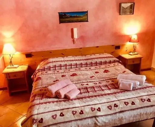 Standard Tek Büyük veya İki Ayrı Yataklı Oda, 1 Yatak Odası, Banyolu/Duşlu, Bahçeli