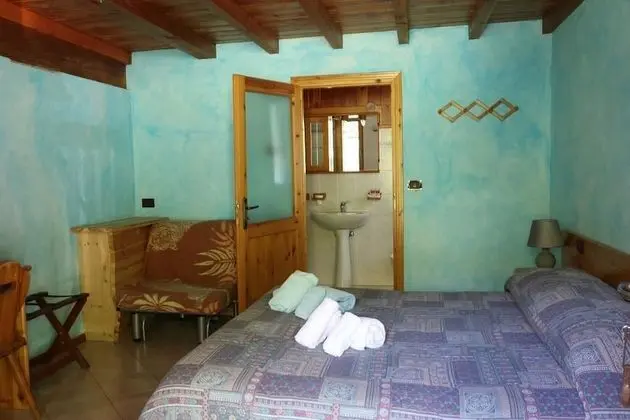 Standard Tek Büyük veya İki Ayrı Yataklı Oda, 1 Yatak Odası, Banyolu/Duşlu, Bahçeli