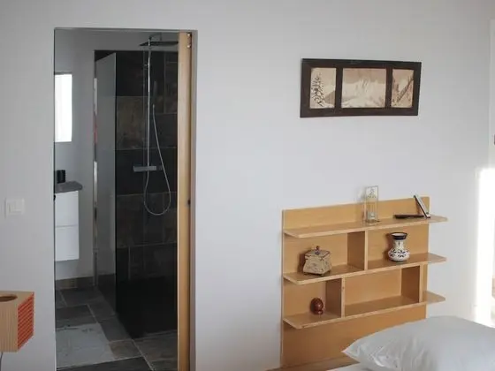 Luxury Tek Büyük veya İki Ayrı Yataklı Oda, Özel Banyo, Bahçe Manzaralı (Rez de Chaussée No 2)