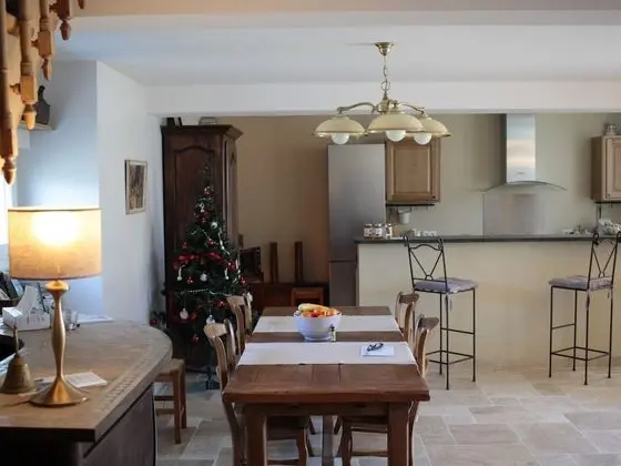 Luxury Tek Büyük veya İki Ayrı Yataklı Oda, Özel Banyo, Bahçe Manzaralı (Rez de Chaussée No 2)