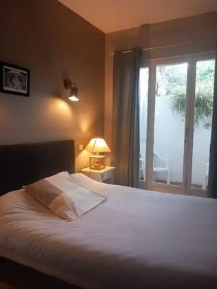 Classic Tek Büyük Yataklı Oda