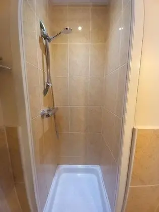 Classic Tek Büyük Yataklı Oda