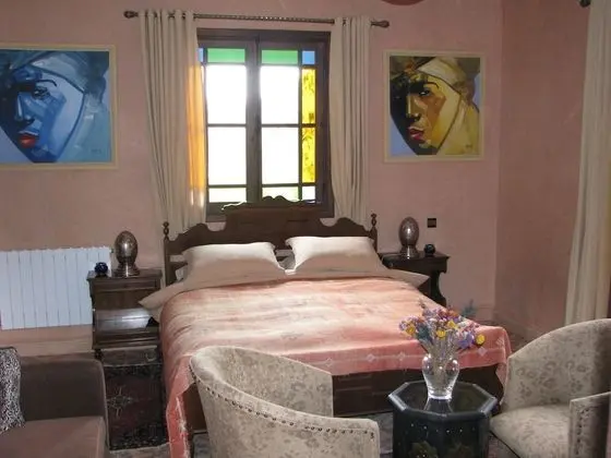 Deluxe Tek Büyük Yataklı Oda, Sigara İçilebilir