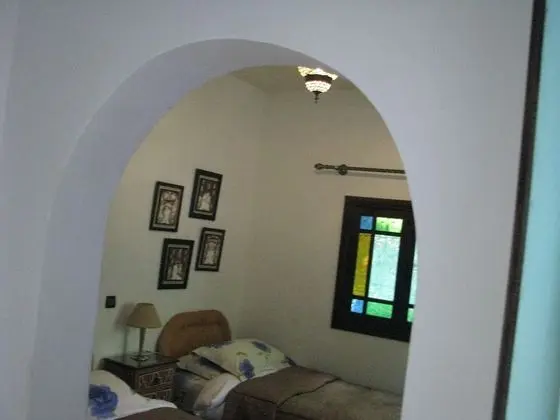 İki Ayrı Yataklı Oda, Sigara İçilebilir