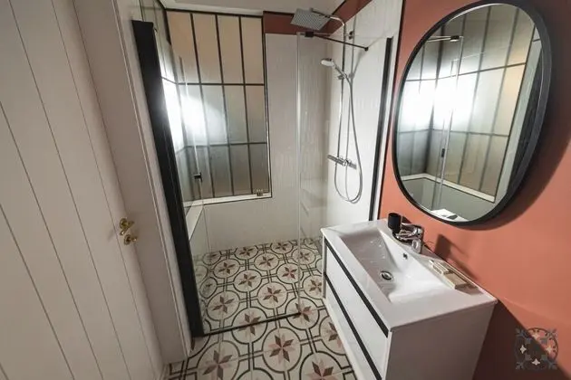 Design Tek Büyük veya İki Ayrı Yataklı Oda, Sigara İçilmez