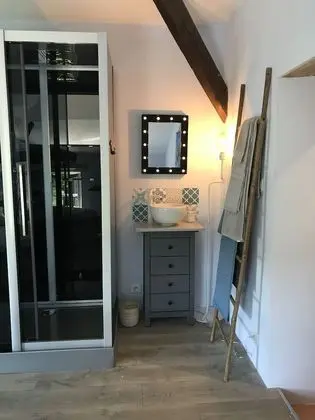 Tek Büyük Yataklı Oda (2)