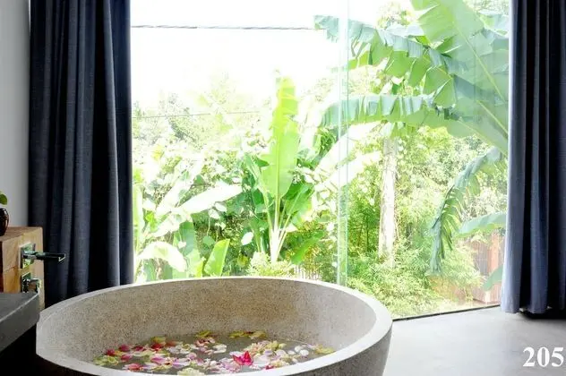 Grand Süit (with Free Khmer Massage 30 mn)