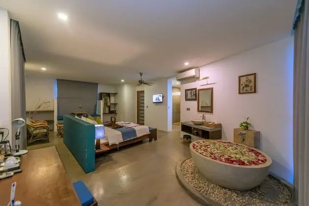 Grand Süit (with Free Khmer Massage 30 mn)