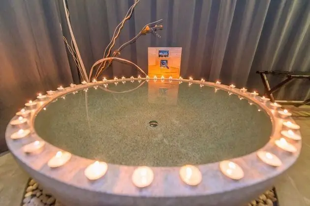 Grand Süit (with Free Khmer Massage 30 mn)