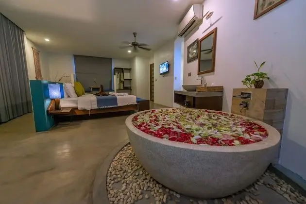 Grand Süit (with Free Khmer Massage 30 mn)