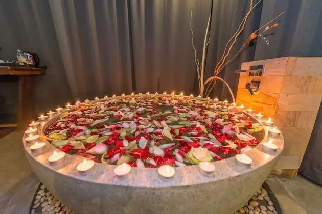 Grand Süit (with Free Khmer Massage 30 mn)