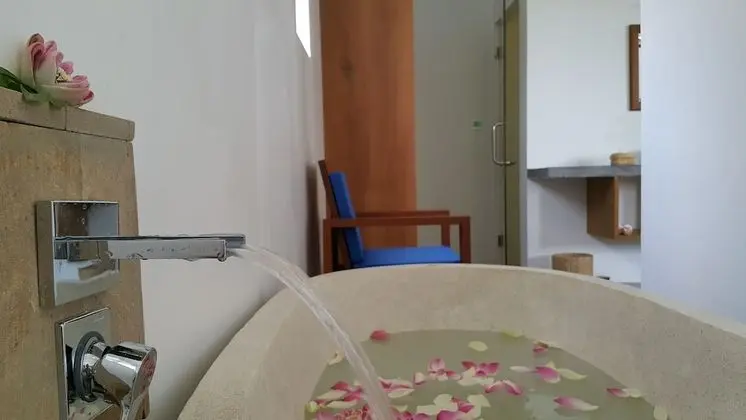 Grand Süit (with Free Khmer Massage 30 mn)