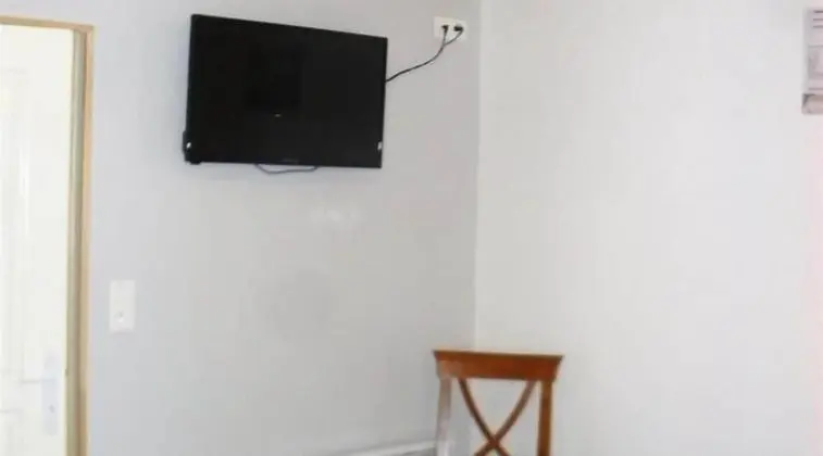 Family Oda, Sigara İçilmez