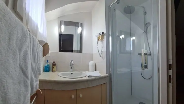 Deluxe Tek Büyük Yataklı Oda, Bahçe Manzaralı