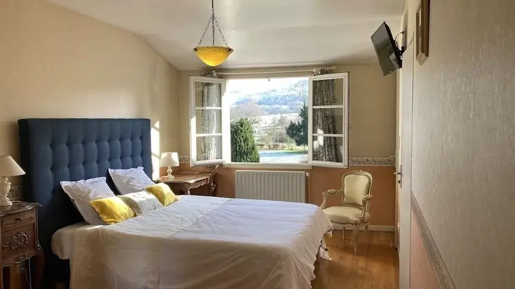 Deluxe Tek Büyük Yataklı Oda, Bahçe Manzaralı