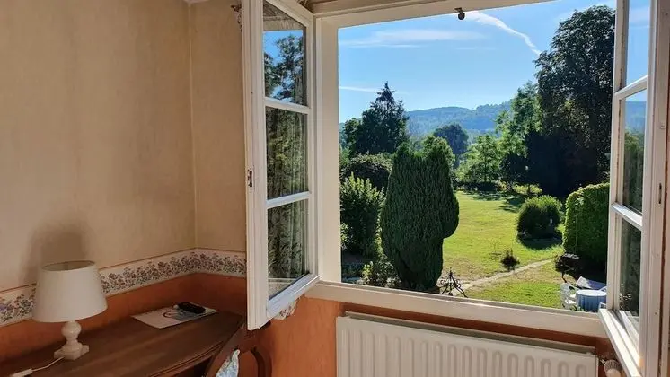 Deluxe Tek Büyük Yataklı Oda, Bahçe Manzaralı