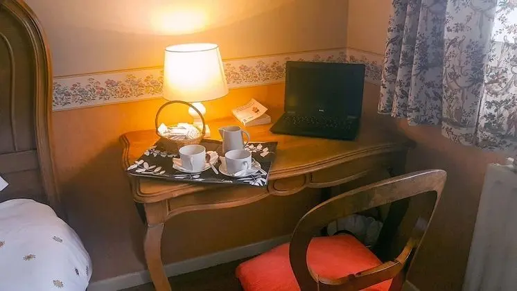 Deluxe Tek Büyük Yataklı Oda, Bahçe Manzaralı