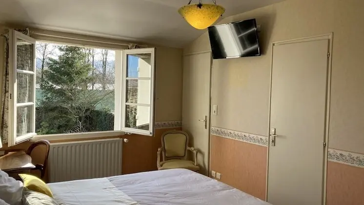 Deluxe Tek Büyük Yataklı Oda, Bahçe Manzaralı