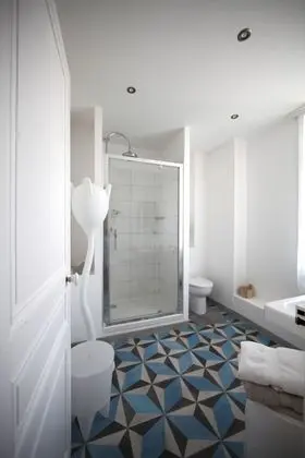 Tek Büyük Yataklı Oda (70)